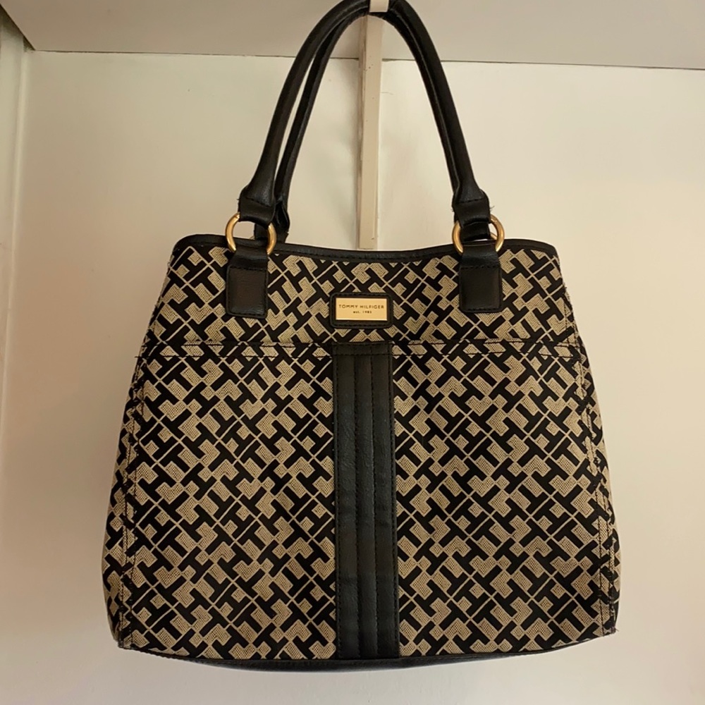 Tommy Hilfiger Purse